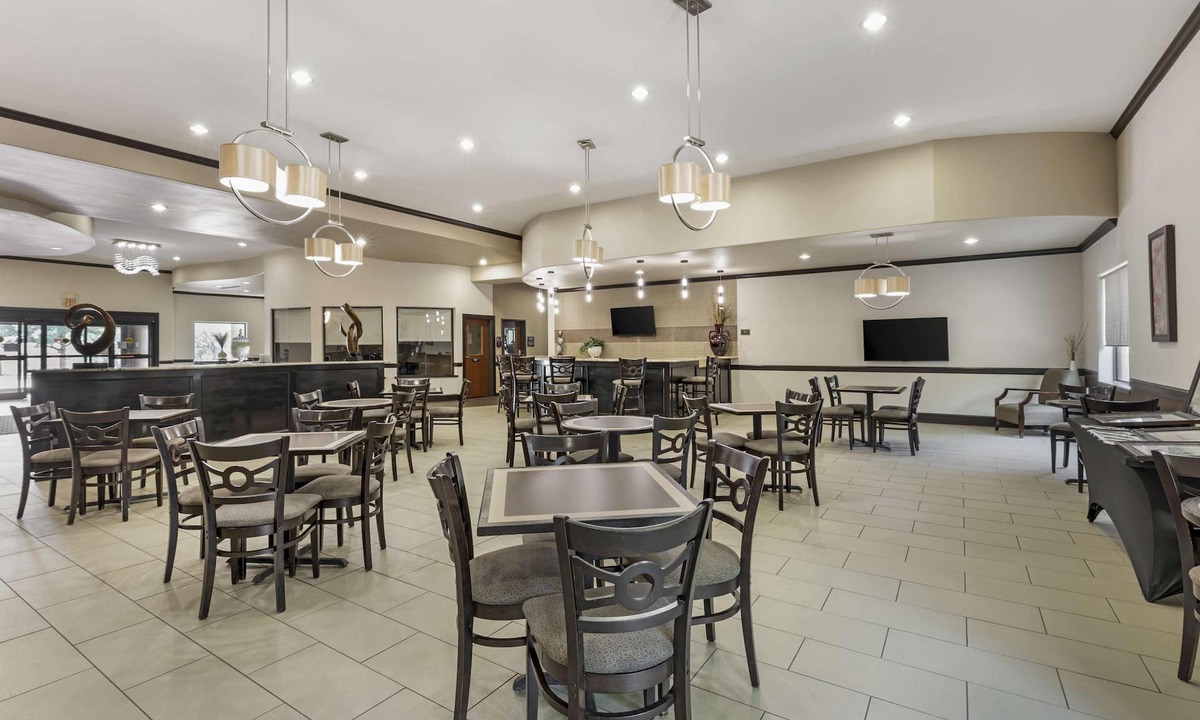 Denison Hotel | Best Western Plus Texoma Hotel & Suites