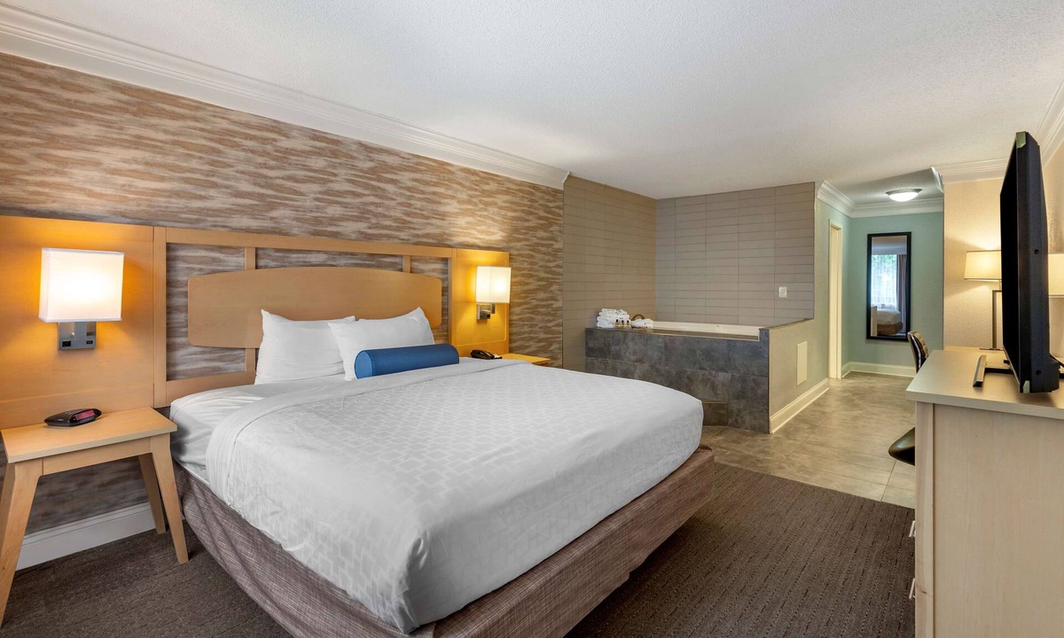 Winston - Salem Hotel | Best Western Plus University Inn