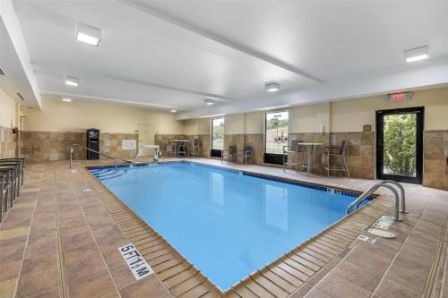 Olean Hotel | Best Western Plus University Inn