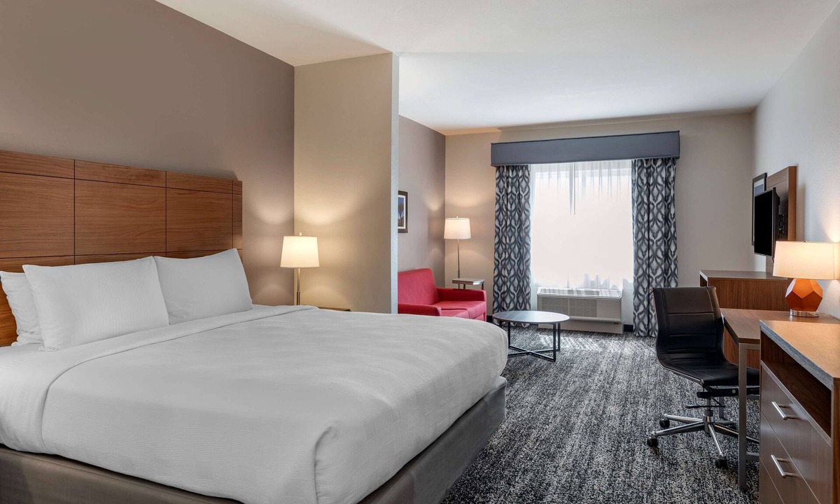 Cathedral City Hotel | Best Western Plus Coachella Valley Inn & Suites