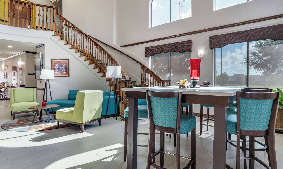 Victoria Hotel | Best Western Plus Victoria Inn & Suites