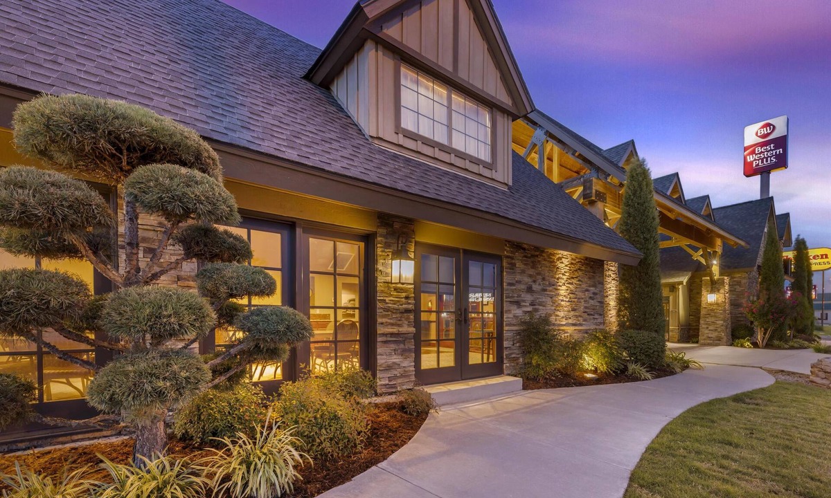 Weatherford Hotel | Best Western Plus Weatherford