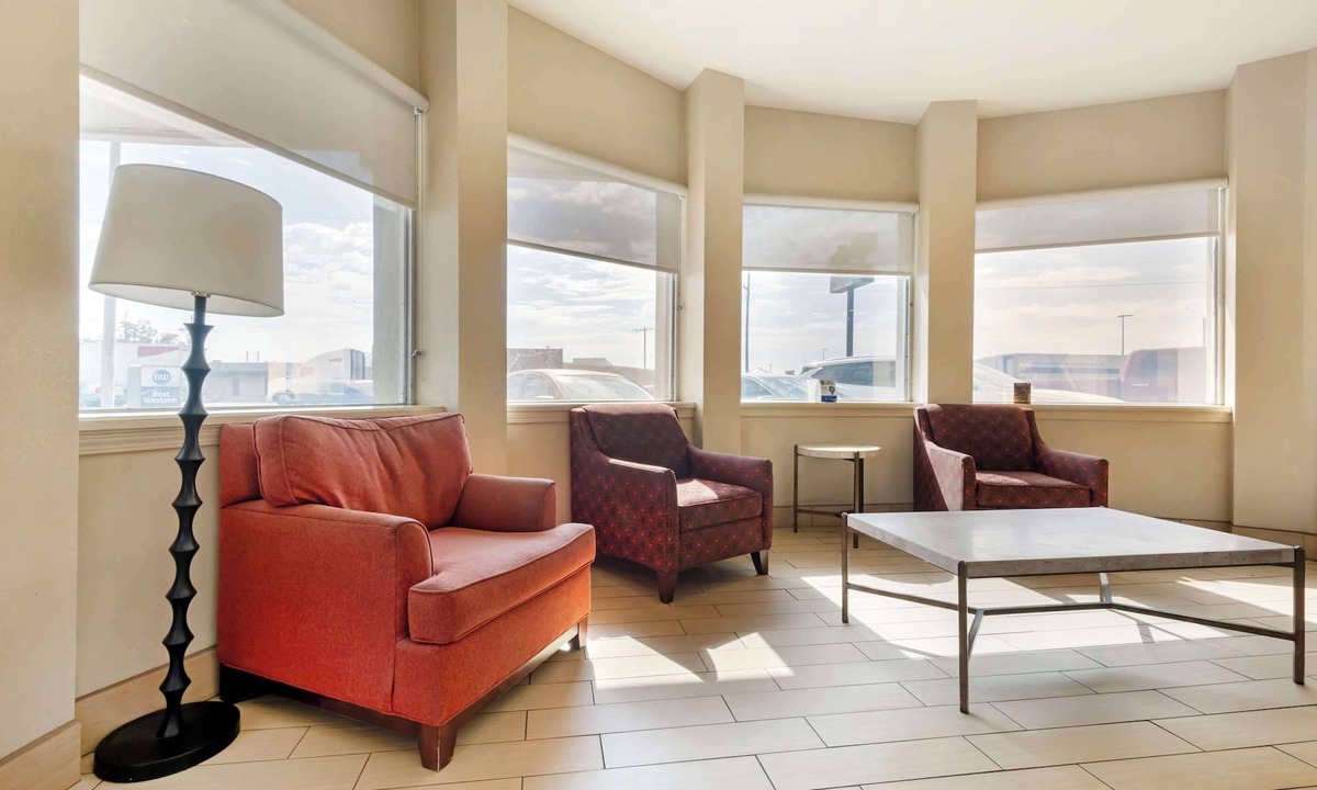 Dawn Hotel | Best Western Red Carpet Inn