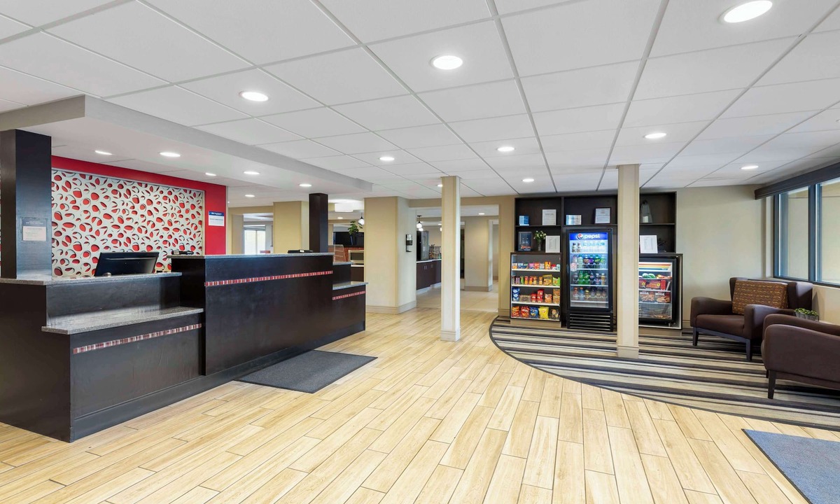 Rochester Hotel | Best Western Rochester Marketplace Inn