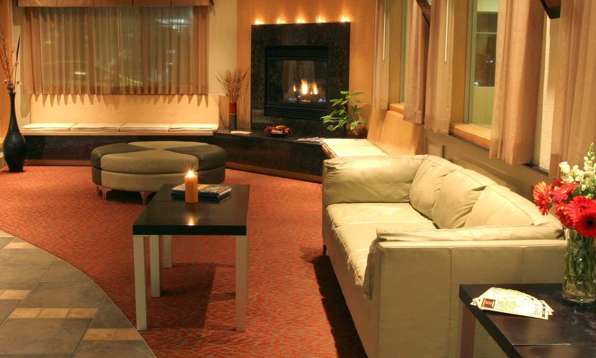 Cle Elum Hotel | Best Western Snowcap Lodge