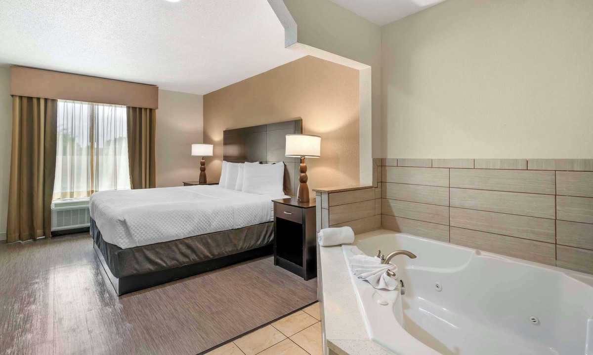 Columbus Hotel | Best Western Suites