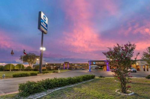 Taylor Hotel | Best Western Taylor Inn