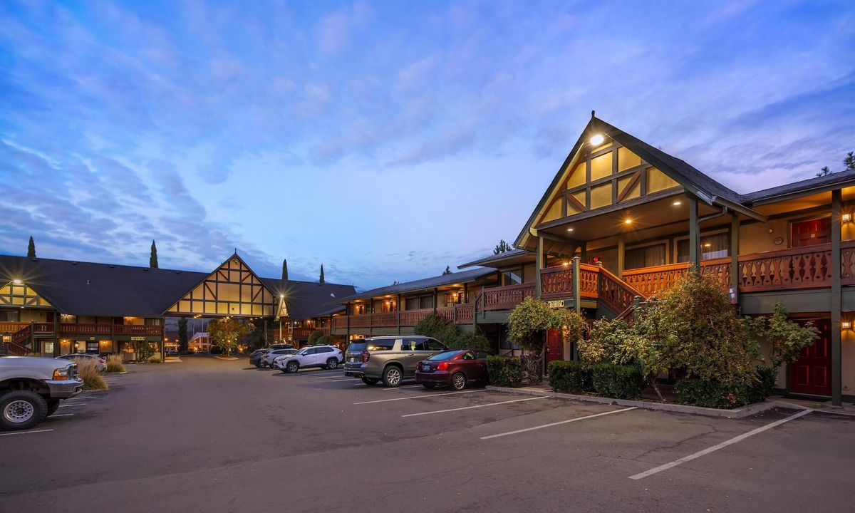 Ashland Hotel | Best Western Windsor Inn
