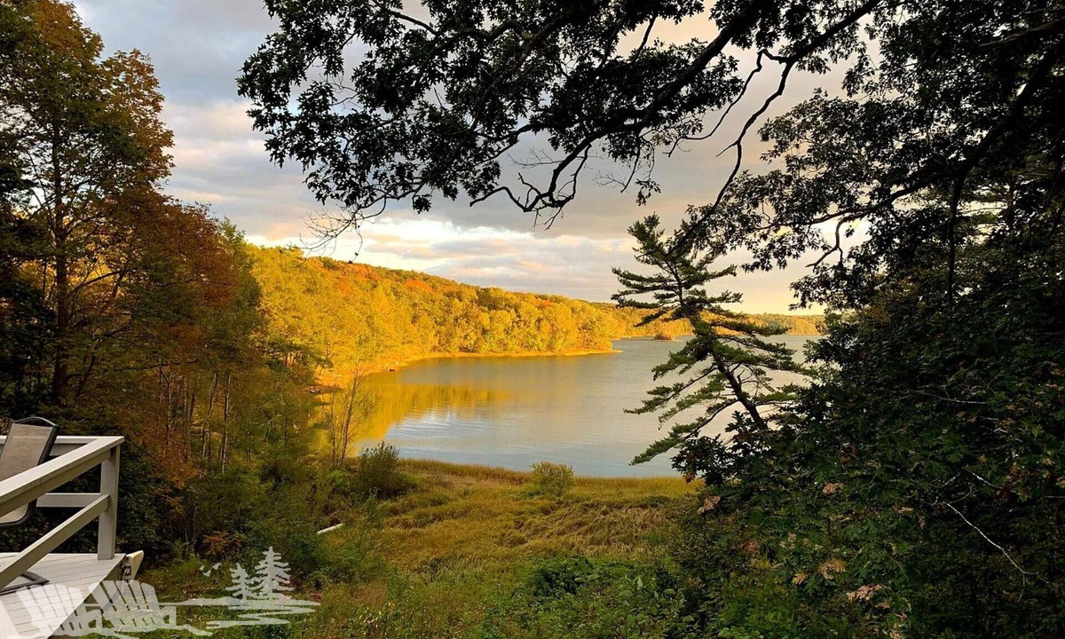 Damariscotta House | Bestview | 3 Bedroom | Shared Dock