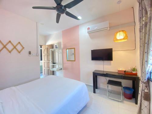 Kampong Raja House | Besut Guesthouse