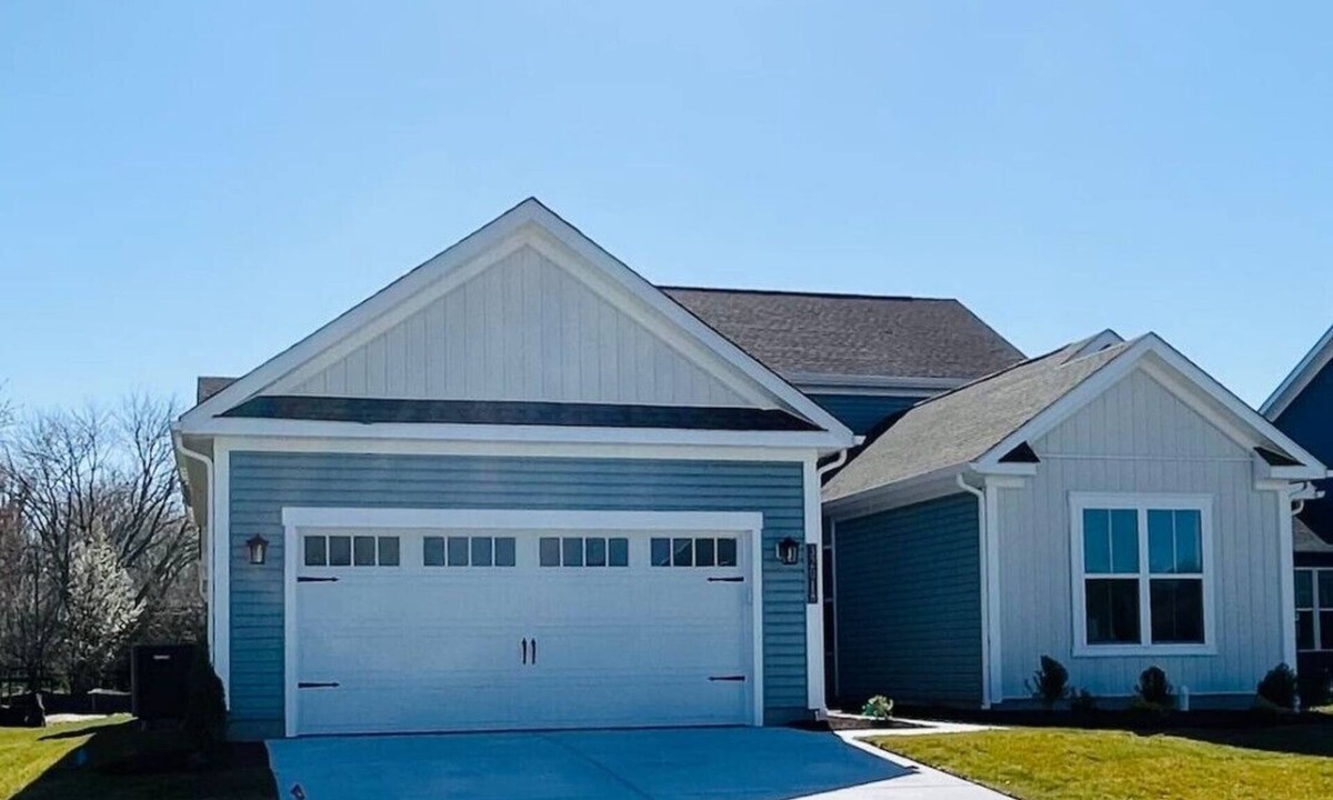 Frankford House | Bethany Beach area 5 BR dog friendly - fenced yard