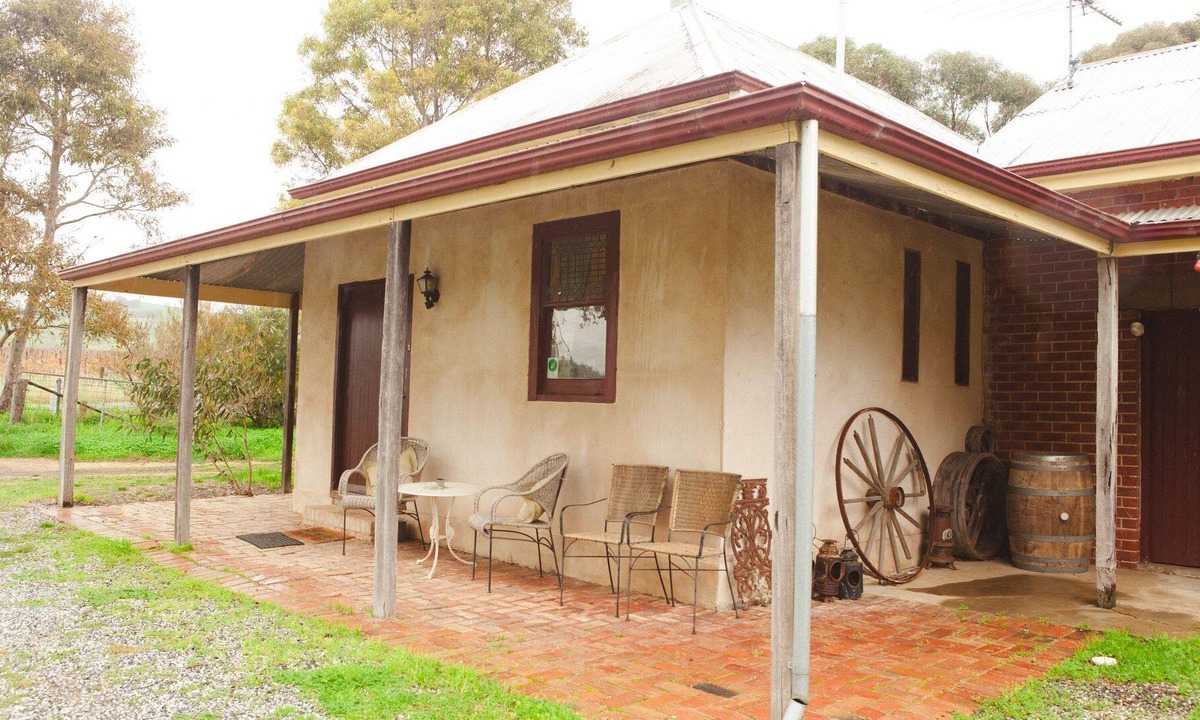 Bethany Bed & Breakfast | Bethany cottages; Cellar Cottage