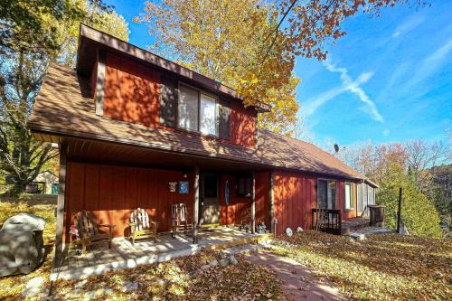 Thompsonville House | Betsie River Cabin