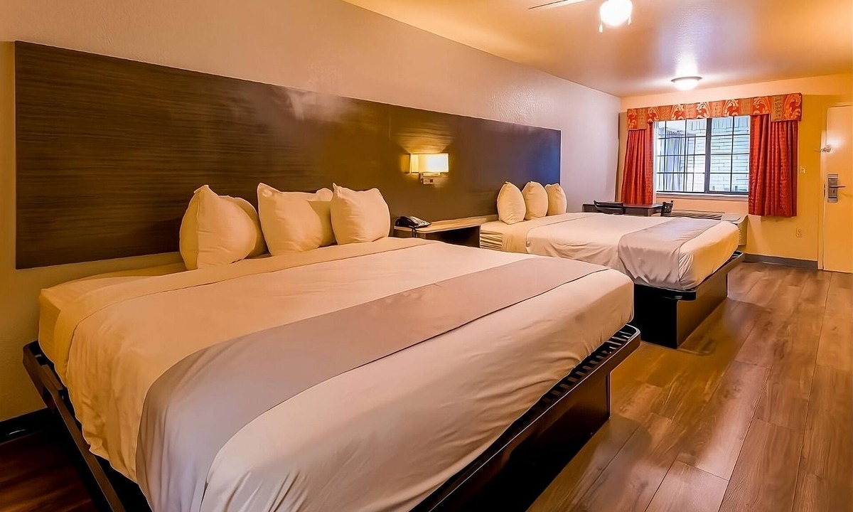 Sweet Home Hotel | Better Choice for your Vacation! With Outdoor Pool Access, and Free Parking!