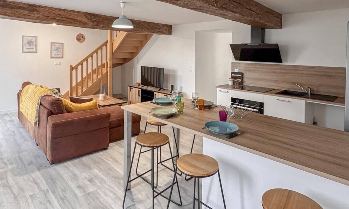 Coulonges-Thouarsais House | Between Bressuire & Thouars- By R&G