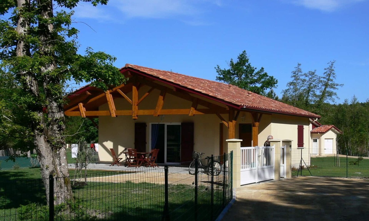 Sainte-Eulalie-en-Born House | Between ocean, lake and forest