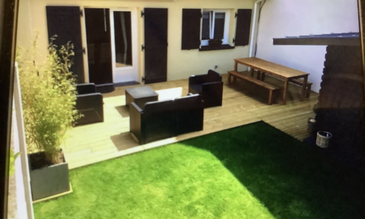 Buire-le-Sec House | Between land and sea