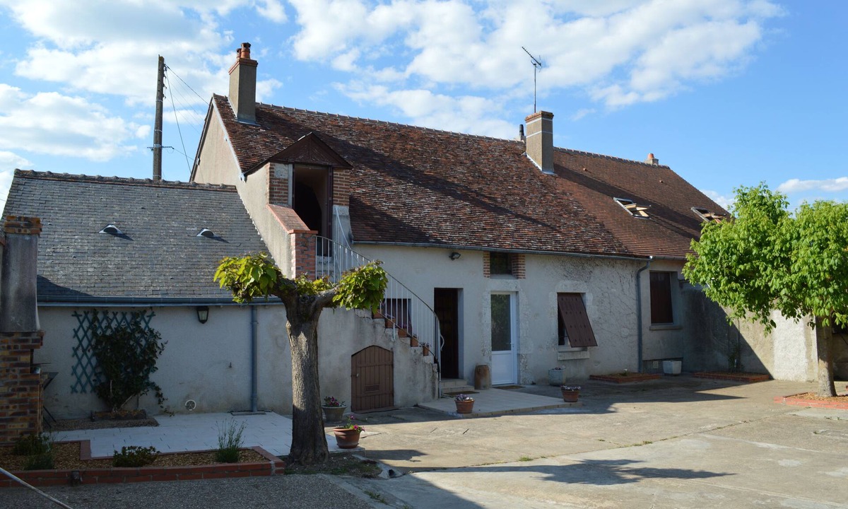 Suevres House | Between Loire and Castles