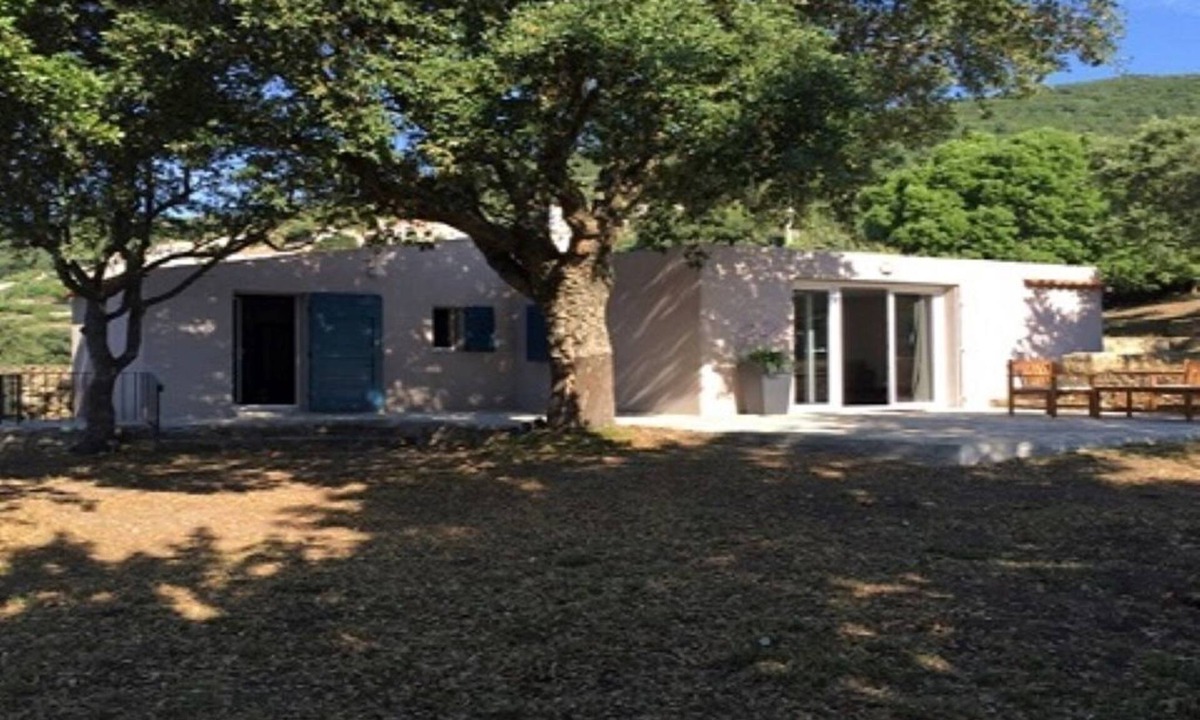 Ventiseri Villa | Between sea and mountains