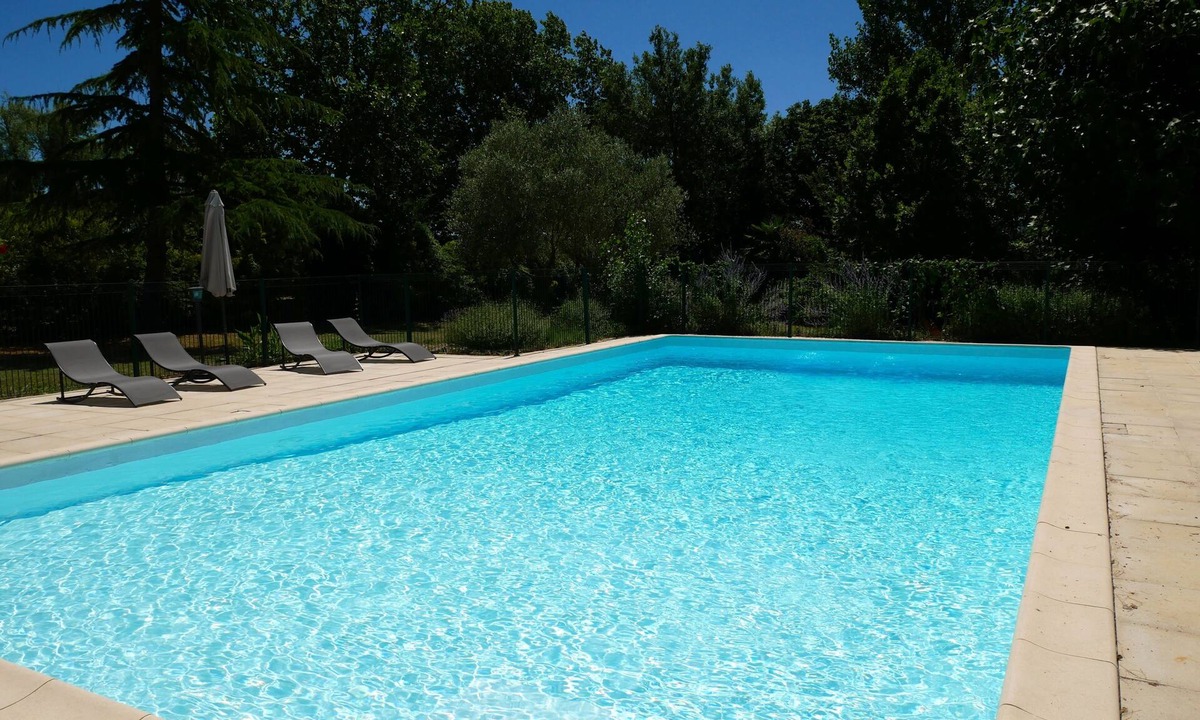 Villesiscle House | Between Toulouse and Carcassonne Holiday home with private swimming pool