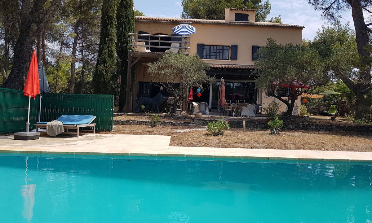 Carpentras House | Between Ventoux and Luberon