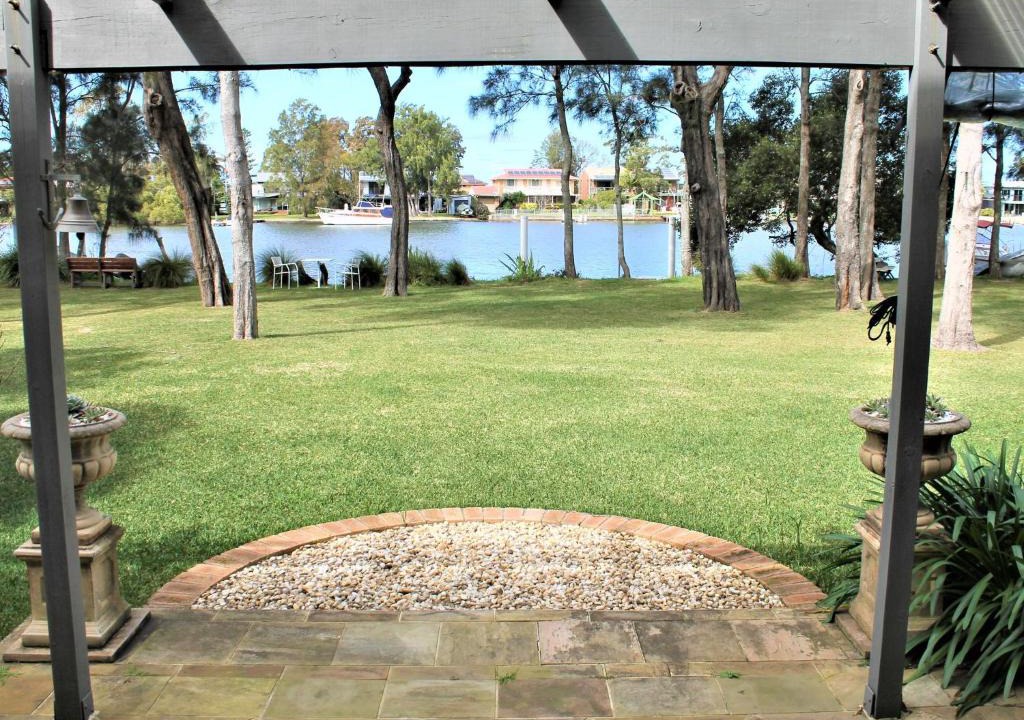 Dora Creek House | Between Waters at Dora Creek