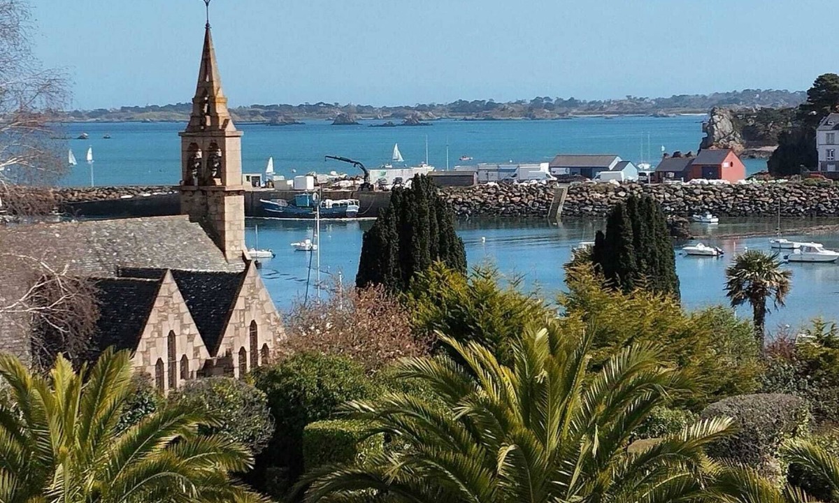 Loguivy House | Bevan Kaer