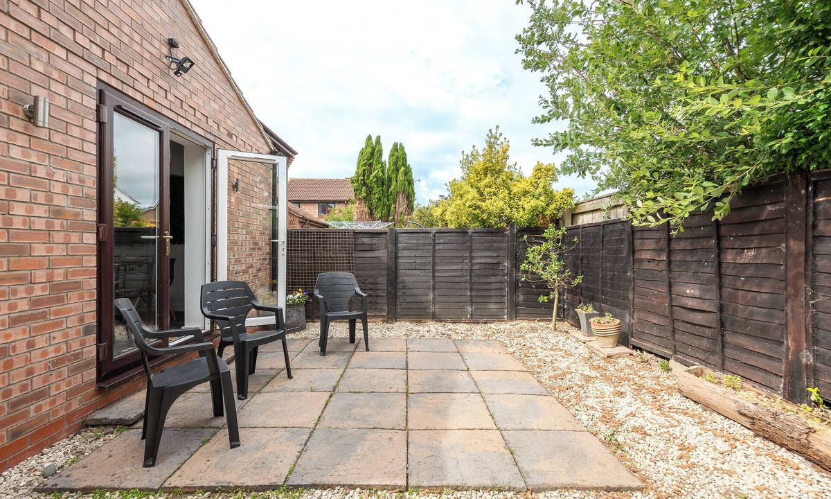 Beverley House | Beverley Central Quiet 3 bedroom Homey Parking