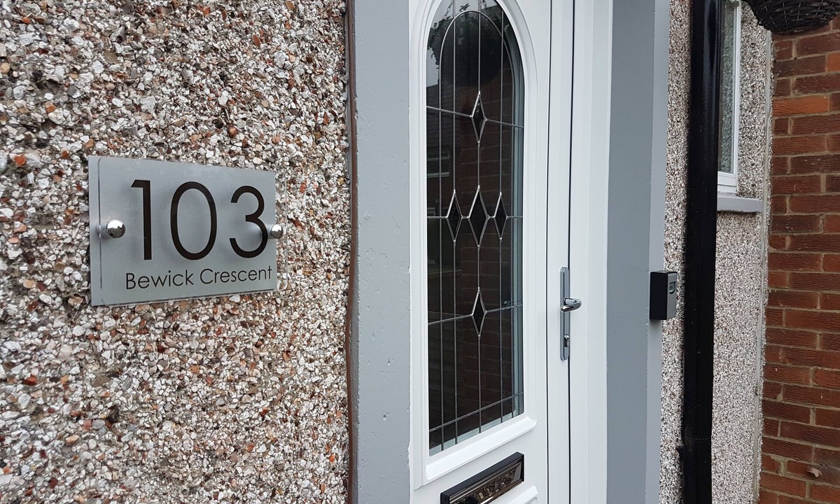 Newton Aycliffe House | Bewick Crescent Serviced Accomodation