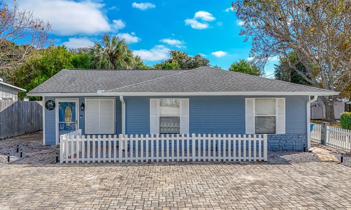 Bid-a-wee Beach Cottage | Bid-A-Wee Breeze | Making memories by the Sea