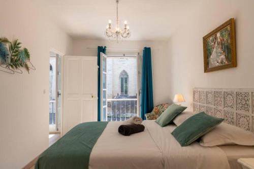 Avignon City Centre Apartment | Bien d'exception en face du Palais des Papes