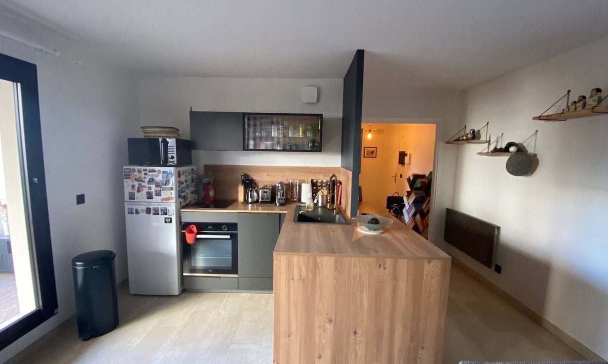 Puvis De Chavannes - Le Lycee Apartment | Bienvenue Chez moi !