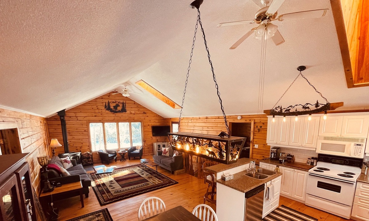 Faraday House | Big Bear Family Retreat - Waterfront