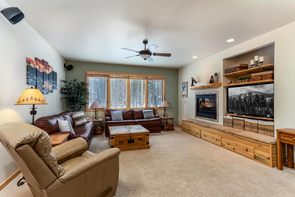 Fraser House | Big Bear Palace