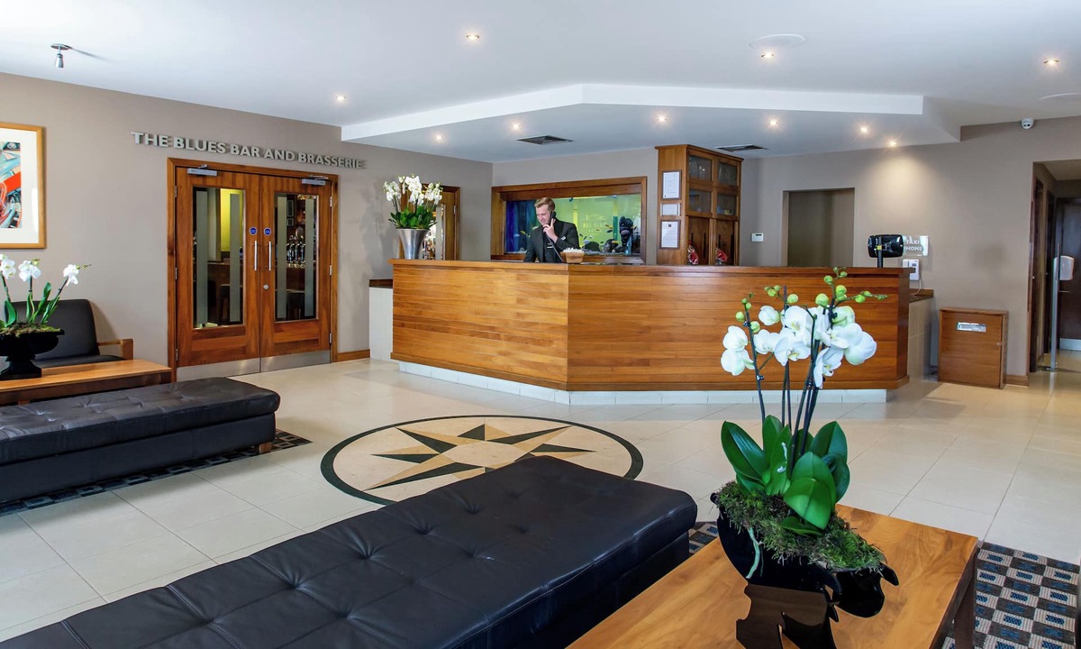 South Shore Hotel | Big Blue Hotel