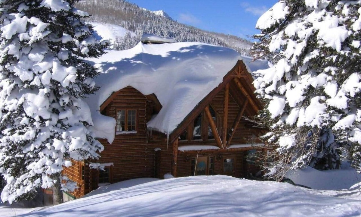 Salt Lake Mountain Resorts Ski Chalet | Big Cottonwood Chalet