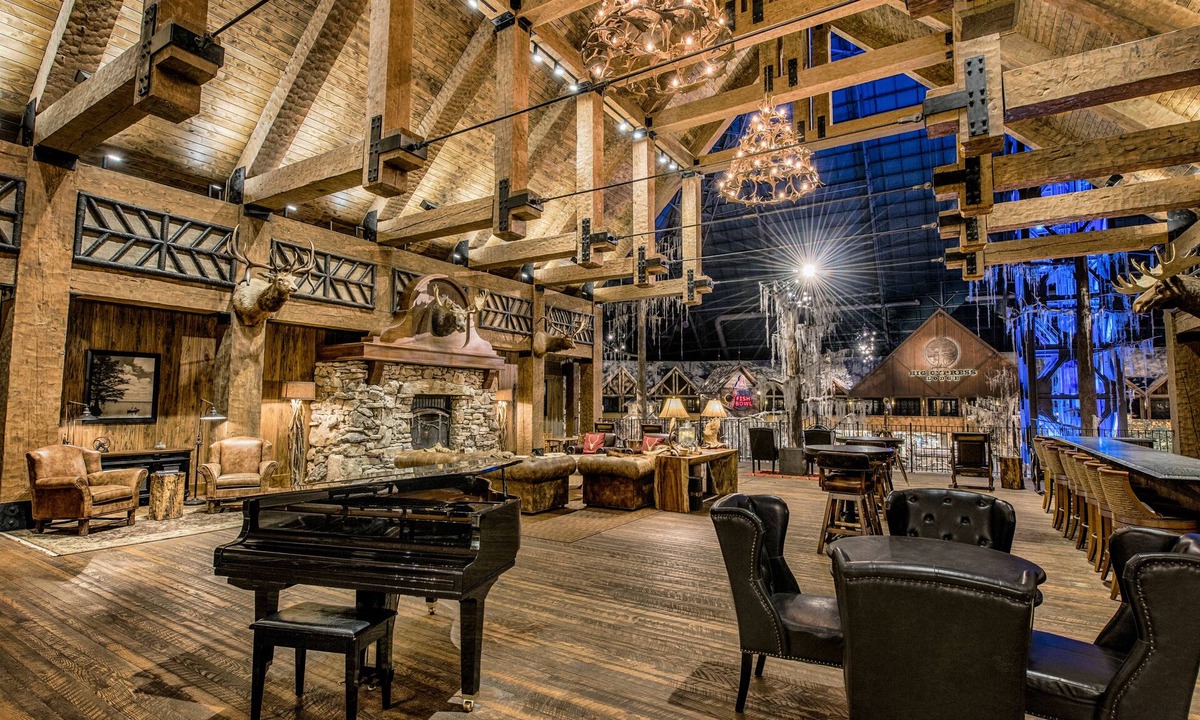 Pinch District Hotel | Big Cypress Lodge