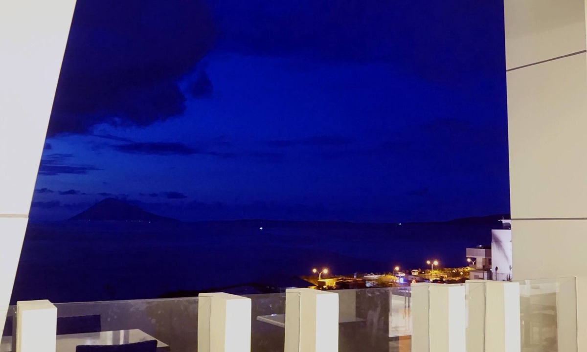 Manado City Centre Hotel | Big Fish Hotel