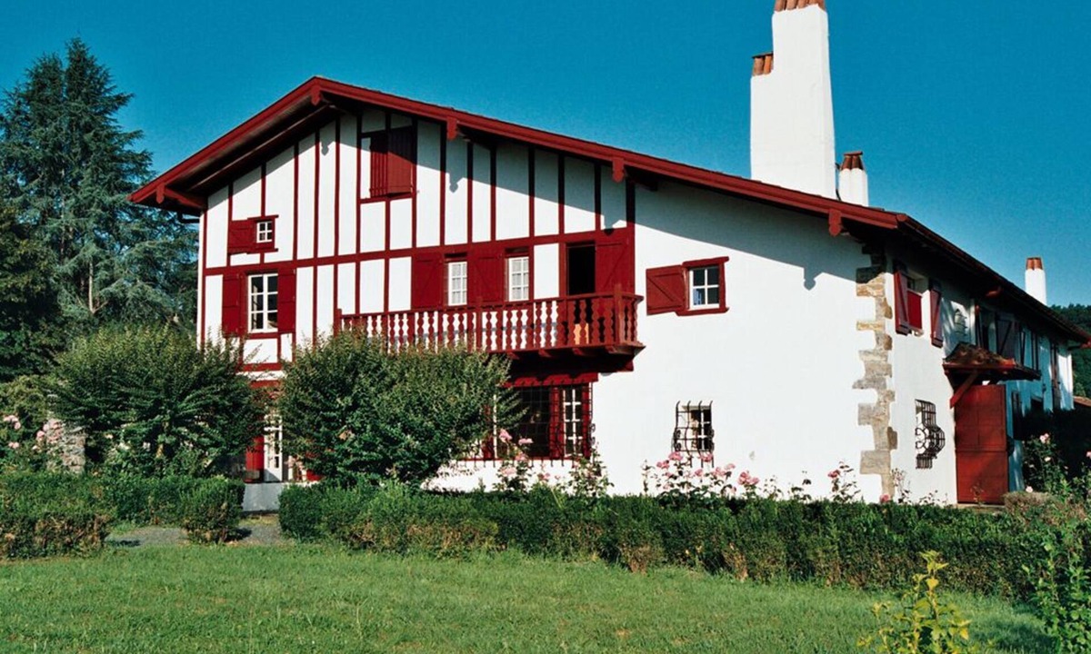 Souraide House | Big house with character, fully renovated