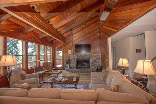 Talmont House | Big Pine By Hauserman Rentals