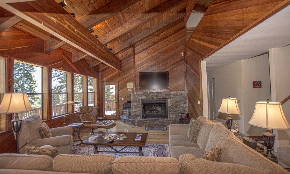 Talmont House | Big Pine by Hauserman Rental Group