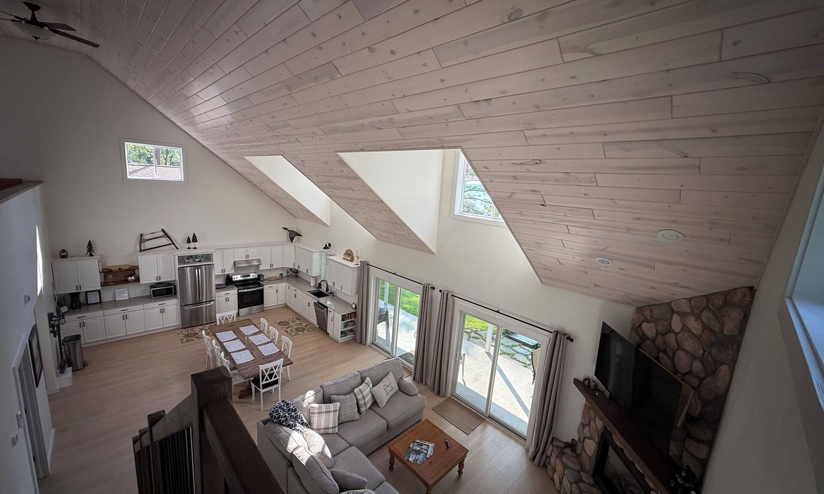 Crosslake House | Big Pine Lakefront Retreat with Private Beach, Dock, Fire Pit & Sunset Views