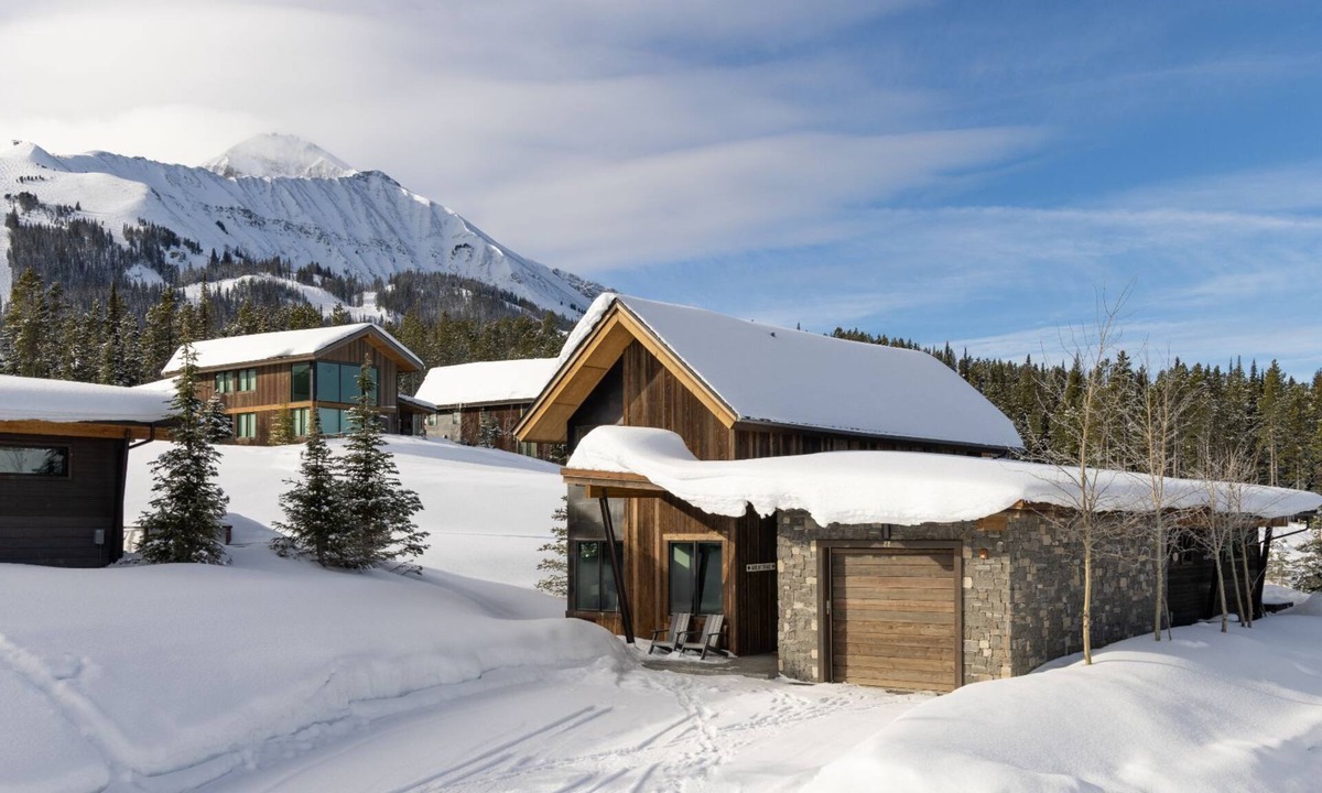 Big Sky Cabin | Big Sky Vacation Rentals: Silvertip 22 Alpine Bend