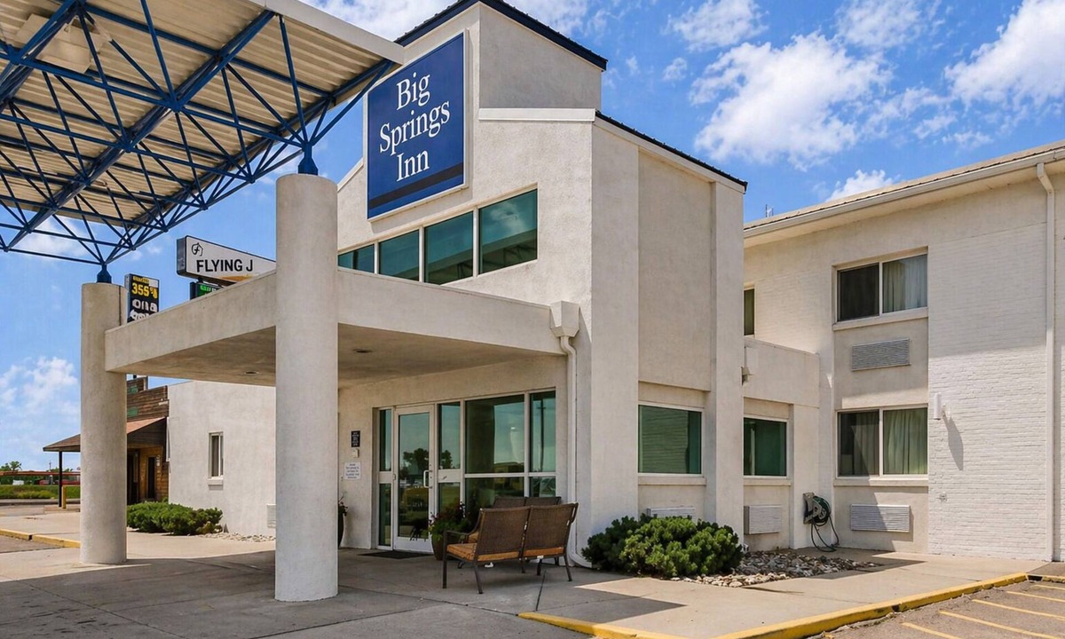 Big Springs Hotel | Big Springs Inn