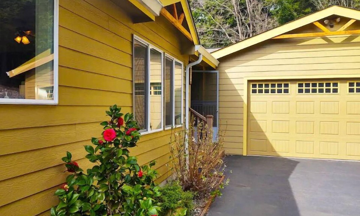 Willow Creek House | Bigfoot River House