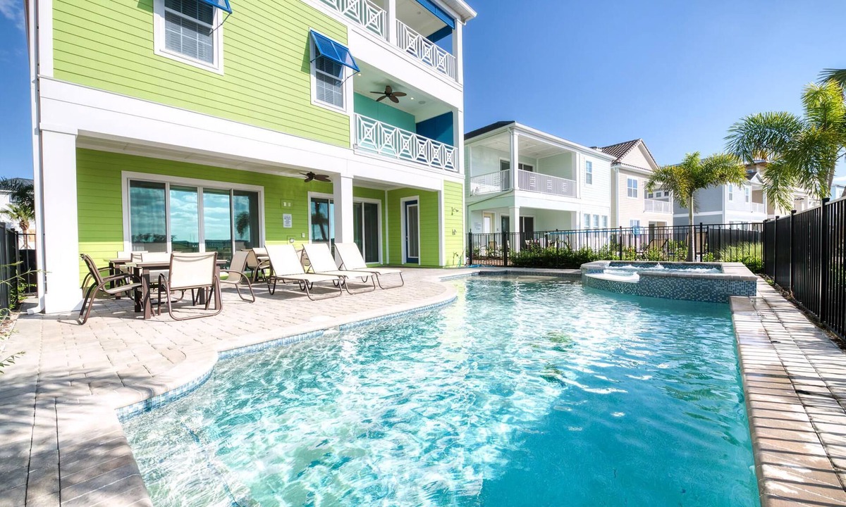 West Kissimmee Cottage | Bikini Bay Cottage with Private Pool near Disney and Margaritaville Resort &.