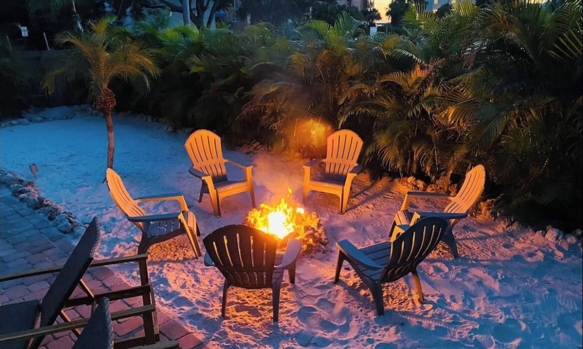 Indian Rocks Beach House | Bikini BeachHouse! Sleeps 16 w/Heated Pool+Firepit