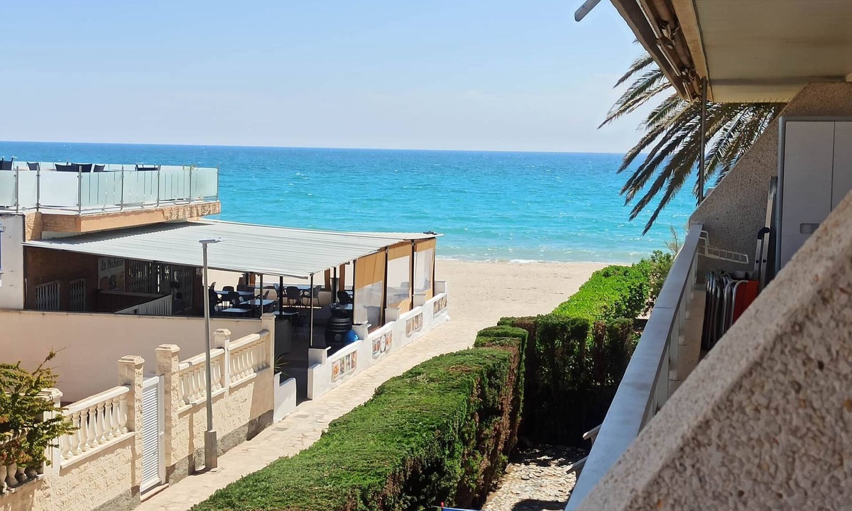 Parc de Mont-roig Apartment | Bikini - Nice apartment in 1st line, side sea view