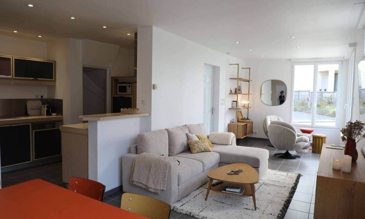 Ault Apartment | Billie Blue, Sea view, town center, Ault