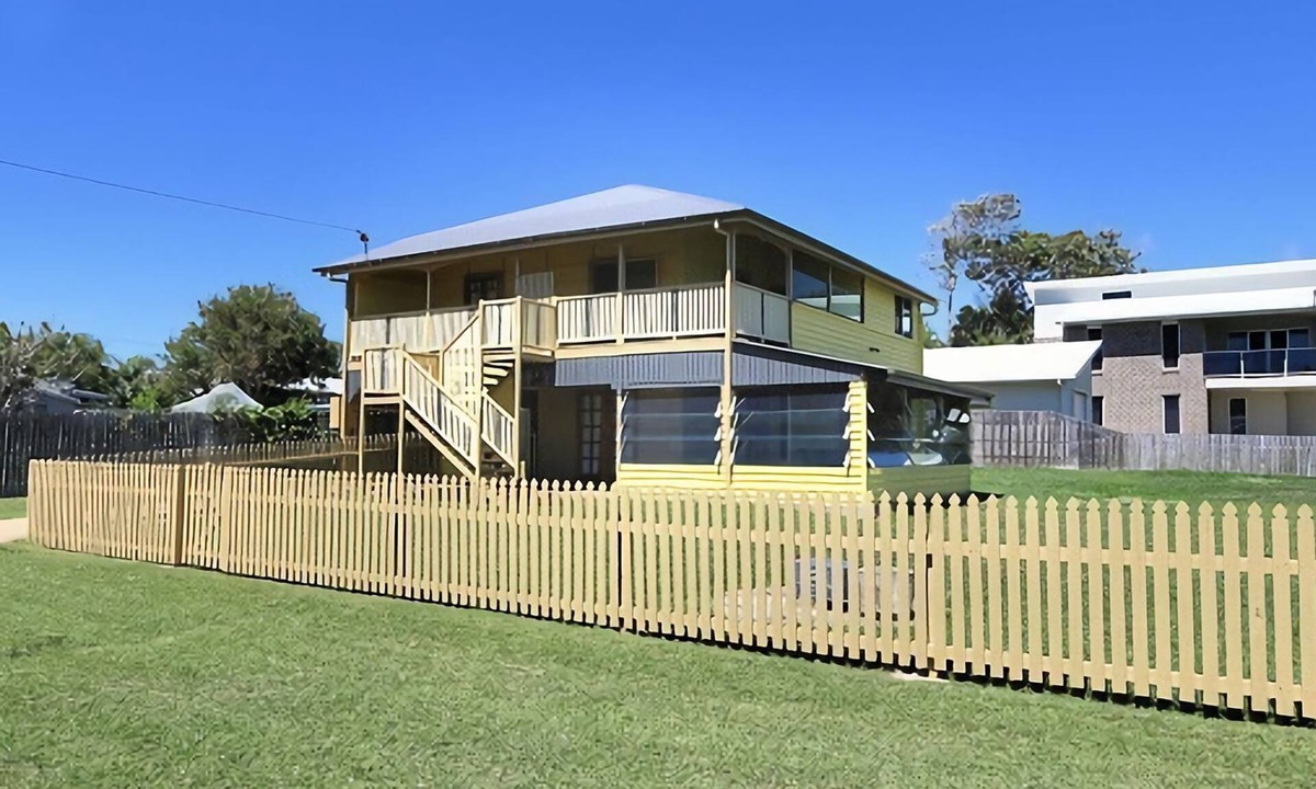 Elliott Heads House | Billys Beach House, Elliott heads